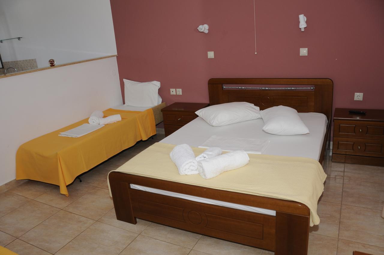 Apartments Hotel Alexandros Arkoudi Exterior photo