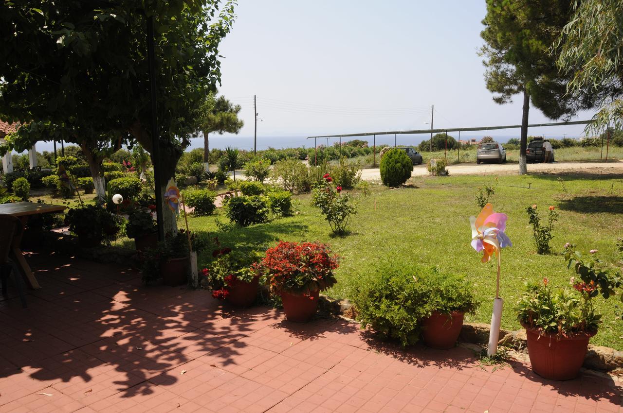 Apartments Hotel Alexandros Arkoudi Exterior photo