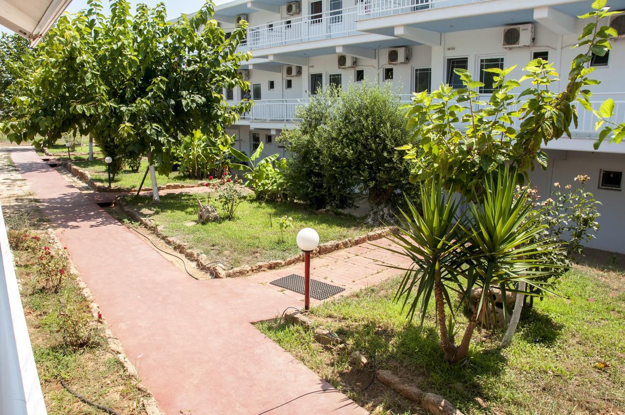 Apartments Hotel Alexandros Arkoudi Exterior photo