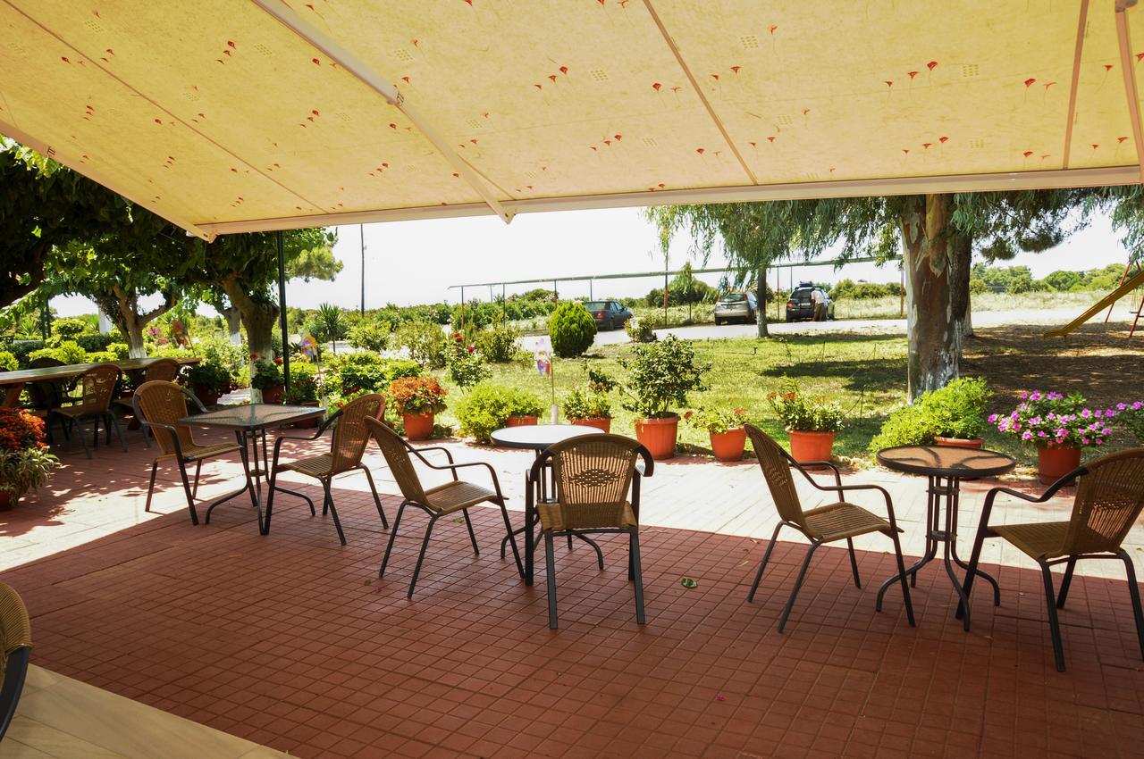 Apartments Hotel Alexandros Arkoudi Exterior photo